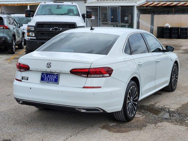 2022 Volkswagen Passat Vehicle Photo in SUGAR LAND, TX 77478-0000