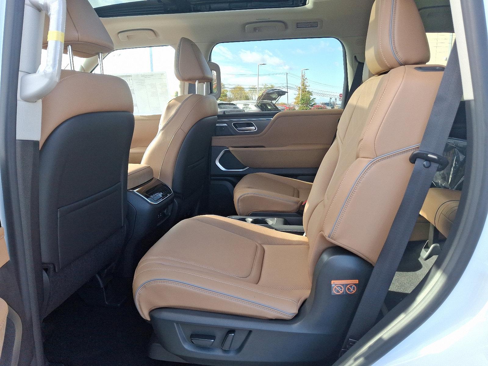 2025 INFINITI QX80 Vehicle Photo in Mechanicsburg, PA 17050