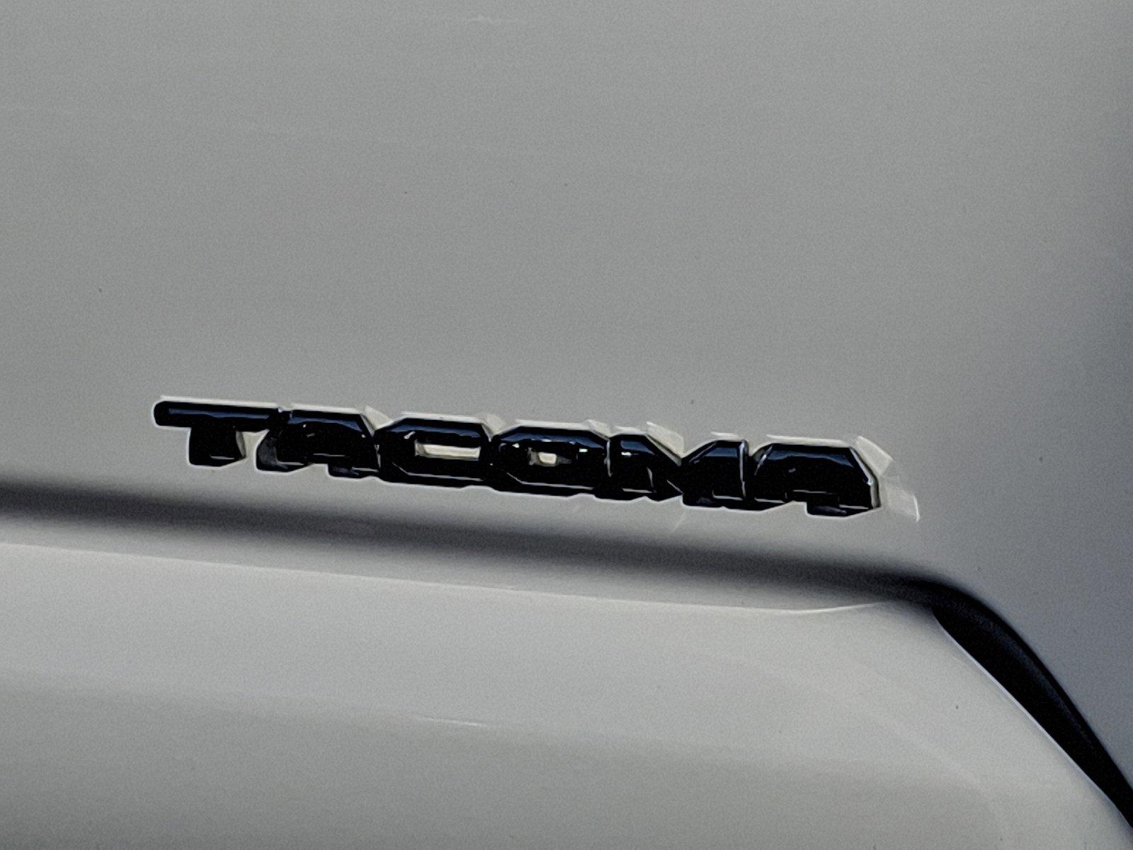 2017 Toyota Tacoma Vehicle Photo in Harrisburg, PA 17111