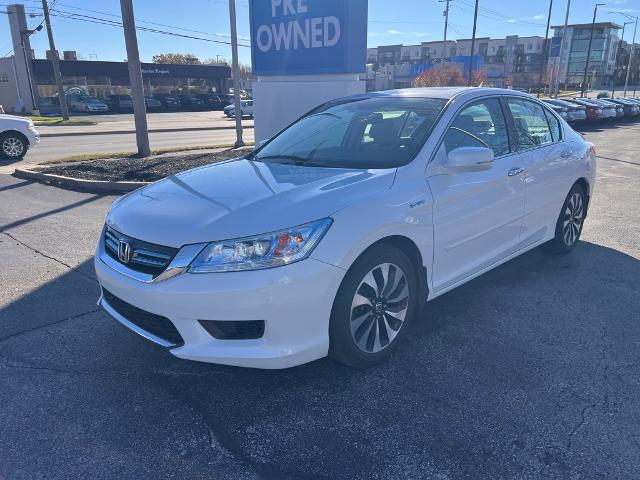 Used 2014 Honda Accord Hybrid Touring with VIN 1HGCR6F78EA007923 for sale in Kansas City