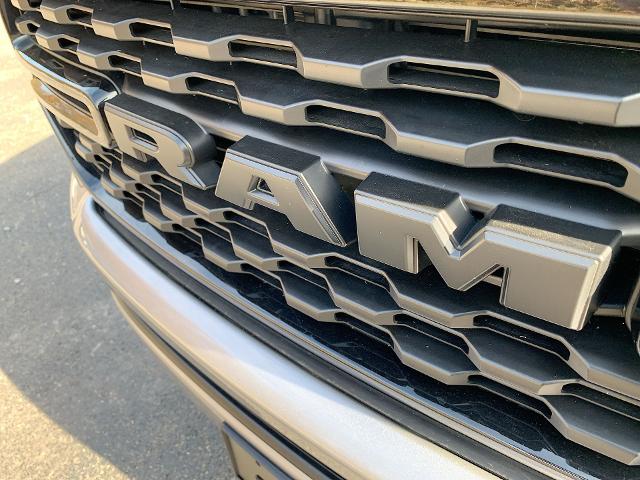 2022 Ram 1500 Vehicle Photo in MOON TOWNSHIP, PA 15108-2571