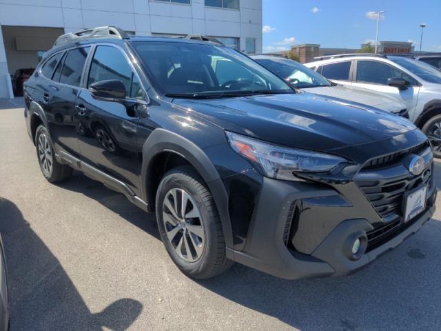 2025 Subaru Outback Vehicle Photo in Green Bay, WI 54304