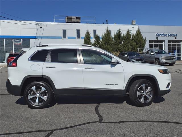 Used 2019 Jeep Cherokee Limited with VIN 1C4PJMDX5KD359575 for sale in Somersworth, NH