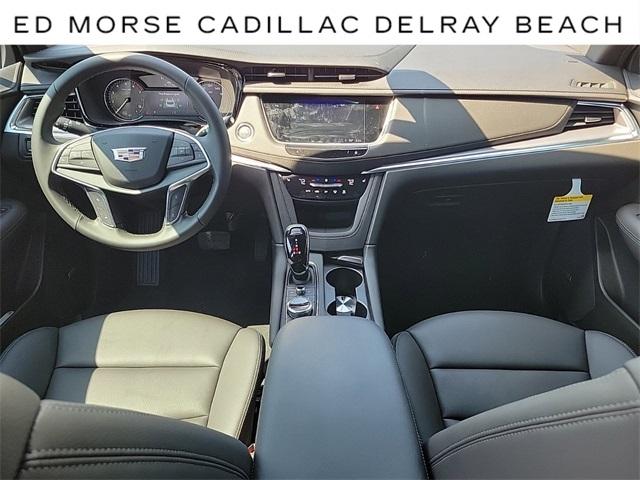 2024 Cadillac XT5 Vehicle Photo in DELRAY BEACH, FL 33483-3294