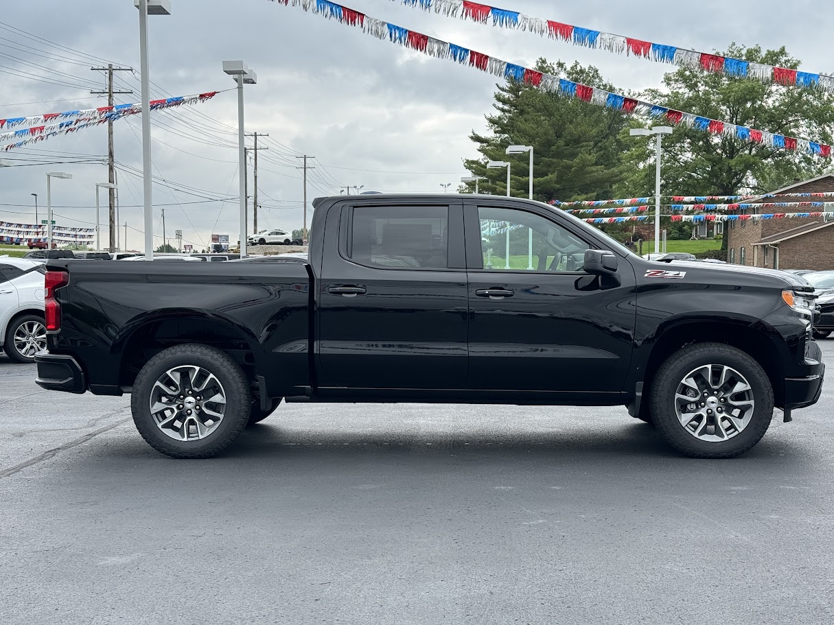 2024 Chevrolet Silverado 1500 Vehicle Photo in BOONVILLE, IN 47601-9633