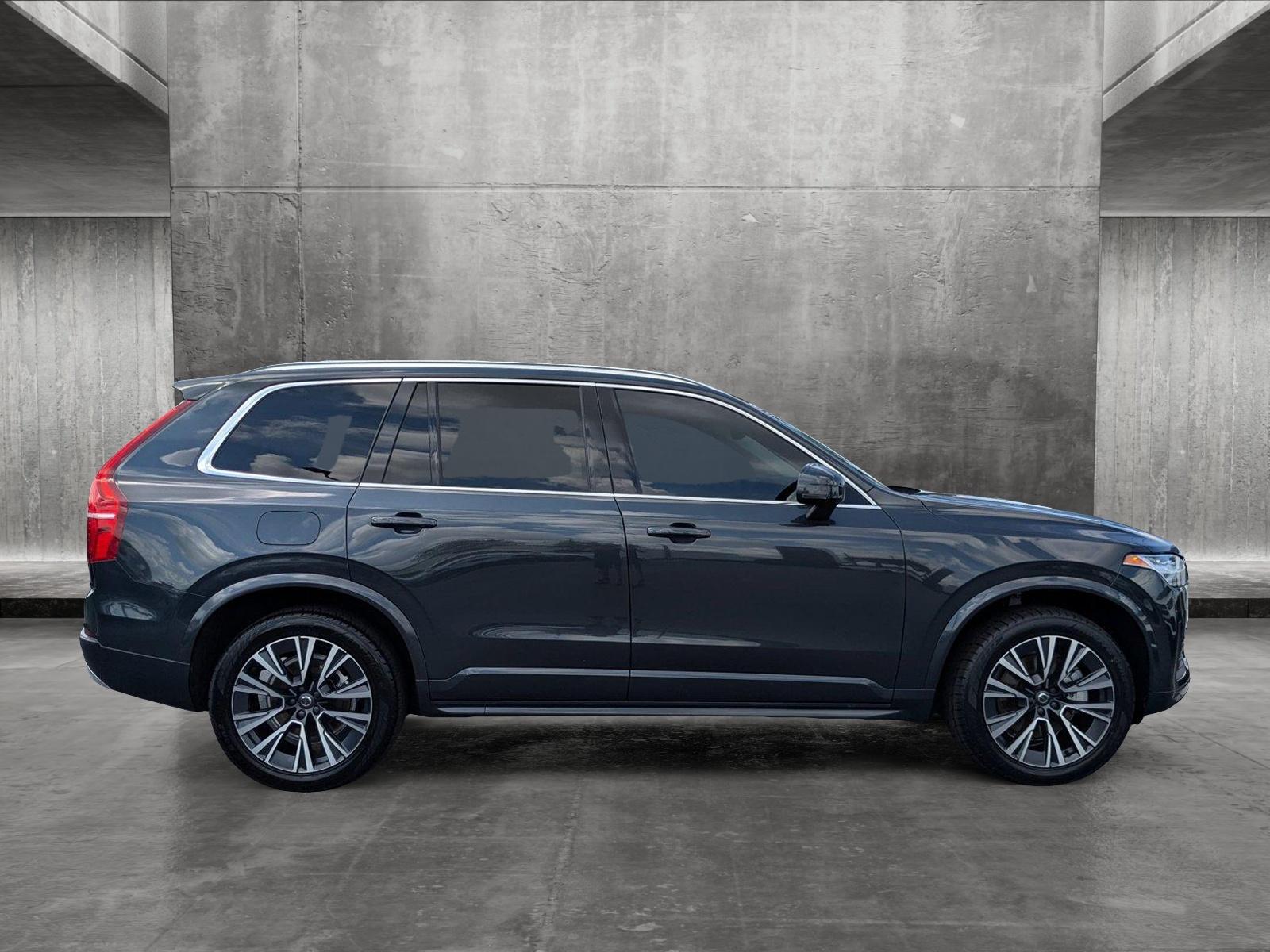 2022 Volvo XC90 Vehicle Photo in Clearwater, FL 33761