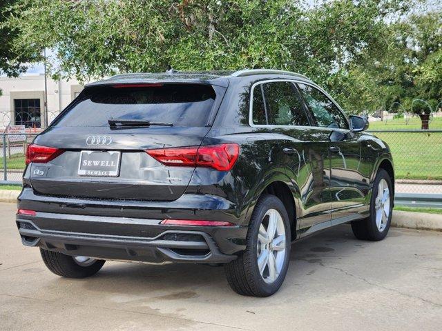 2024 Audi Q3 Vehicle Photo in HOUSTON, TX 77090