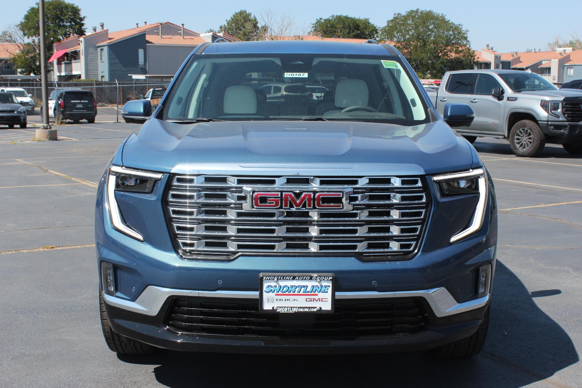 2024 GMC Acadia Vehicle Photo in AURORA, CO 80012-4011