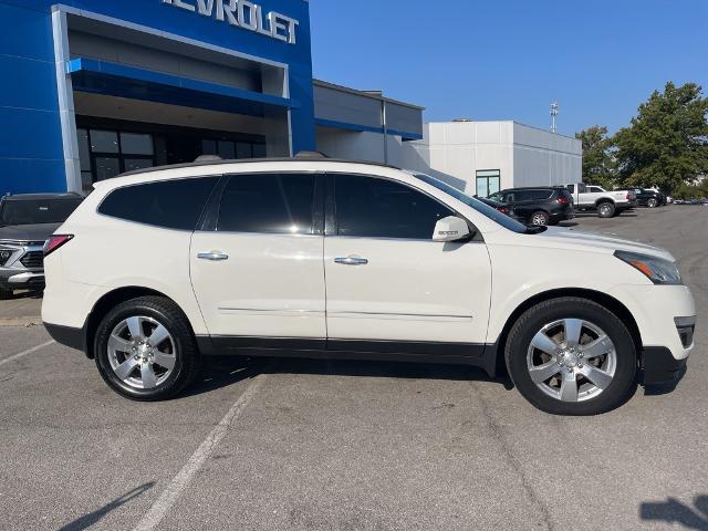 Used 2013 Chevrolet Traverse LTZ with VIN 1GNKVLKD0DJ183337 for sale in Kansas City