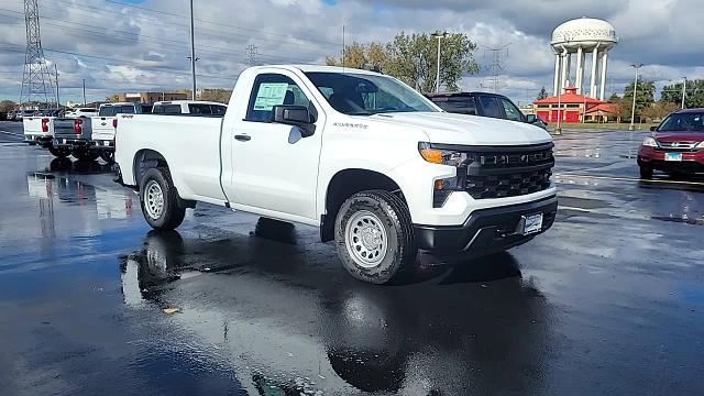 2025 Chevrolet Silverado 1500 Vehicle Photo in JOLIET, IL 60435-8135