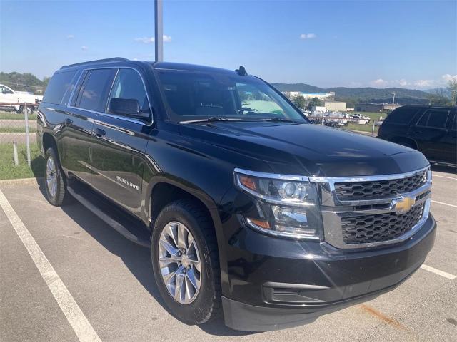 2020 Chevrolet Suburban Vehicle Photo in ALCOA, TN 37701-3235