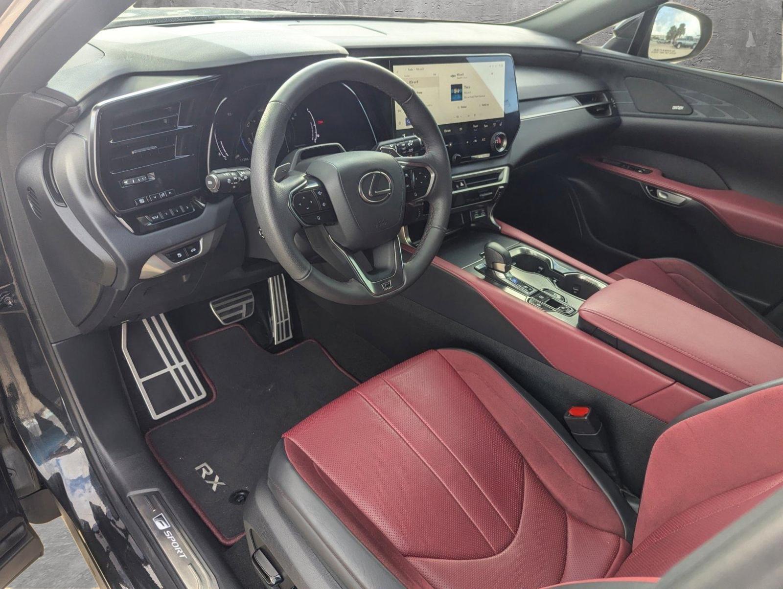 2024 Lexus RX Vehicle Photo in CORPUS CHRISTI, TX 78412-4902