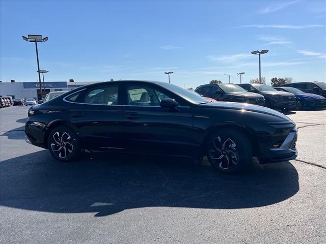 2025 Hyundai SONATA Vehicle Photo in O'Fallon, IL 62269