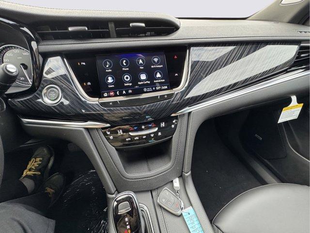 2025 Cadillac XT6 Vehicle Photo in LEOMINSTER, MA 01453-2952