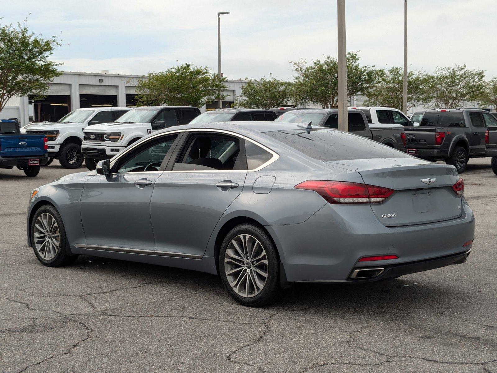 2015 Hyundai GENESIS Vehicle Photo in St. Petersburg, FL 33713