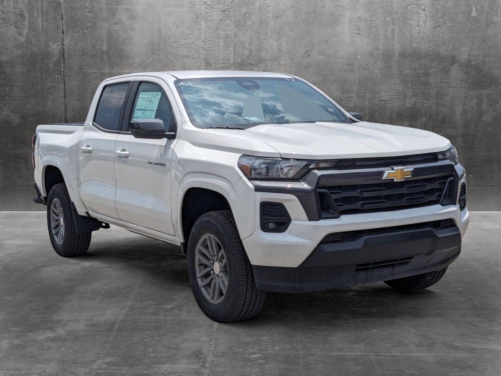 2024 Chevrolet Colorado Vehicle Photo in MIAMI, FL 33134-2699