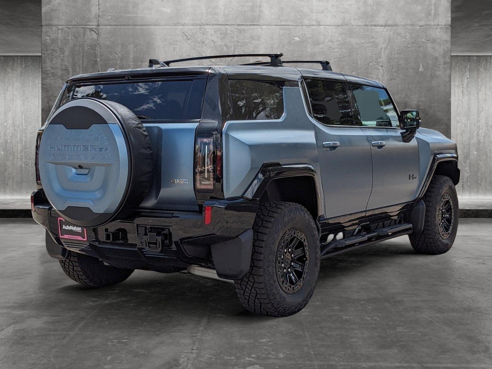 2024 GMC HUMMER EV SUV Vehicle Photo in GOLDEN, CO 80401-3850