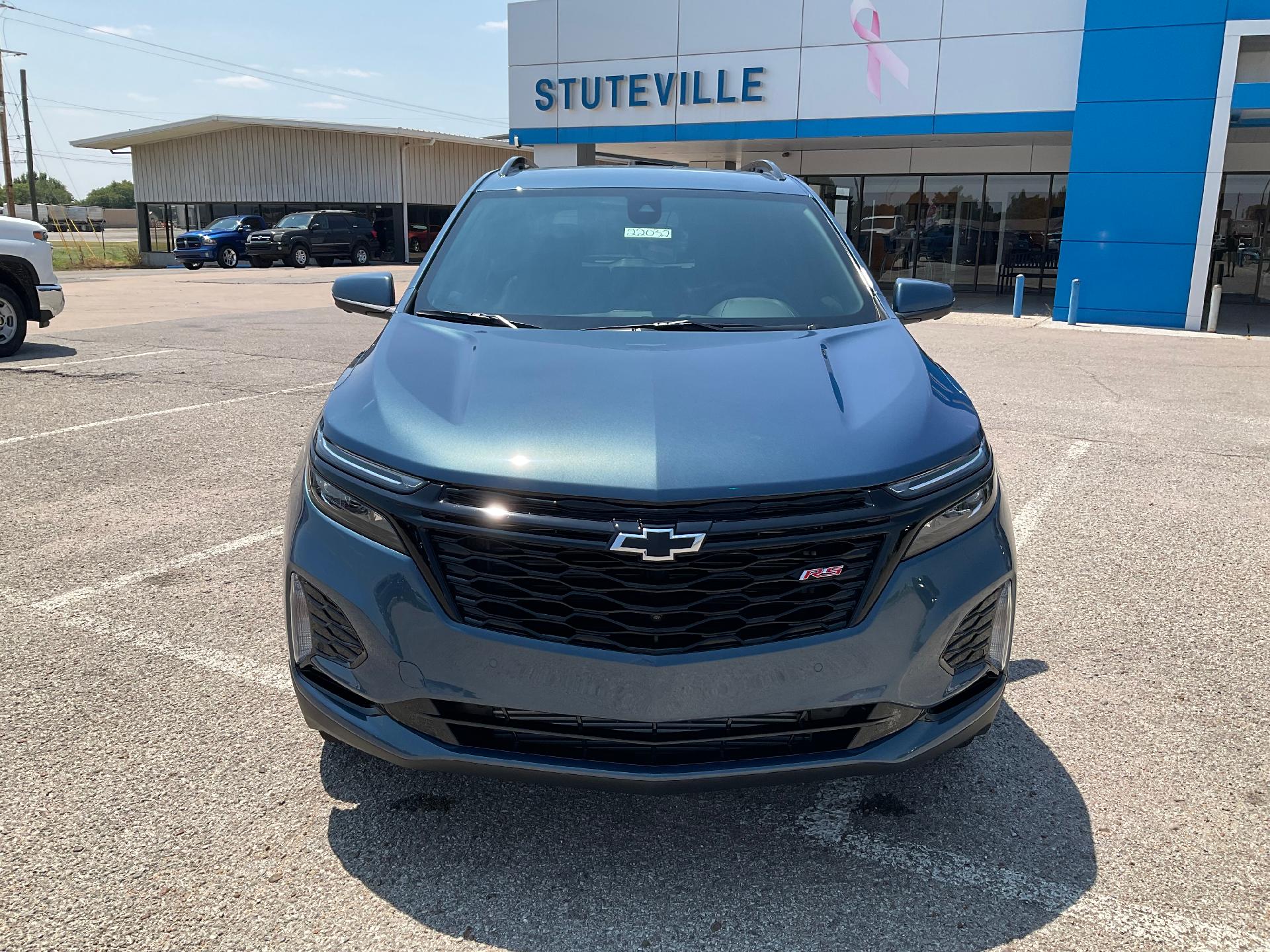 2024 Chevrolet Equinox Vehicle Photo in PONCA CITY, OK 74601-1036