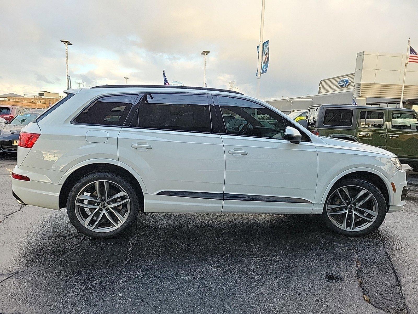 2017 Audi Q7 Vehicle Photo in Saint Charles, IL 60174