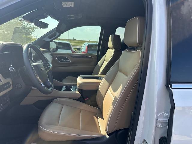 2023 Chevrolet Suburban Vehicle Photo in Grapevine, TX 76051