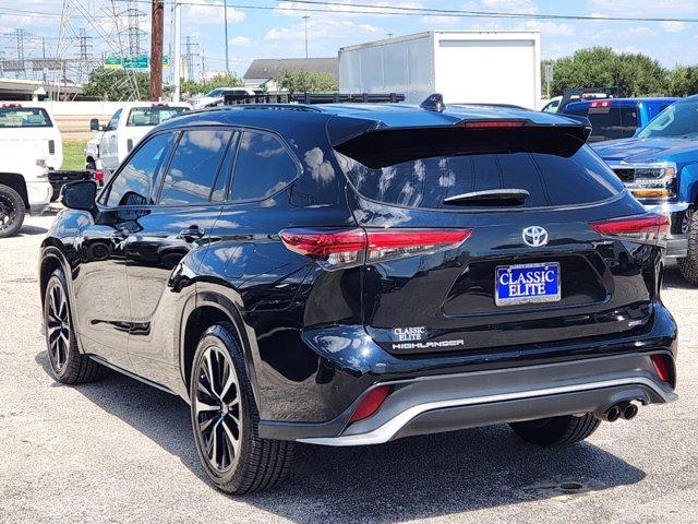 2021 Toyota Highlander Vehicle Photo in SUGAR LAND, TX 77478-0000