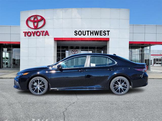 2024 Toyota Camry Vehicle Photo in Lawton, OK 73505-3409