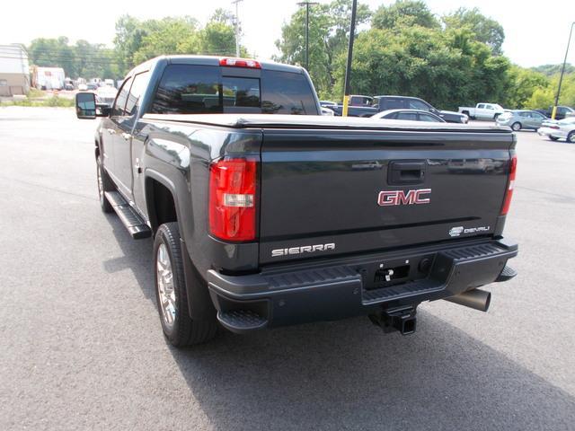 2019 GMC Sierra 2500HD Vehicle Photo in LOWELL, MA 01852-4336