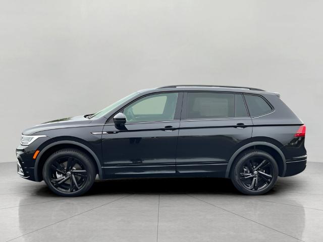 2024 Volkswagen Tiguan Vehicle Photo in Oshkosh, WI 54904