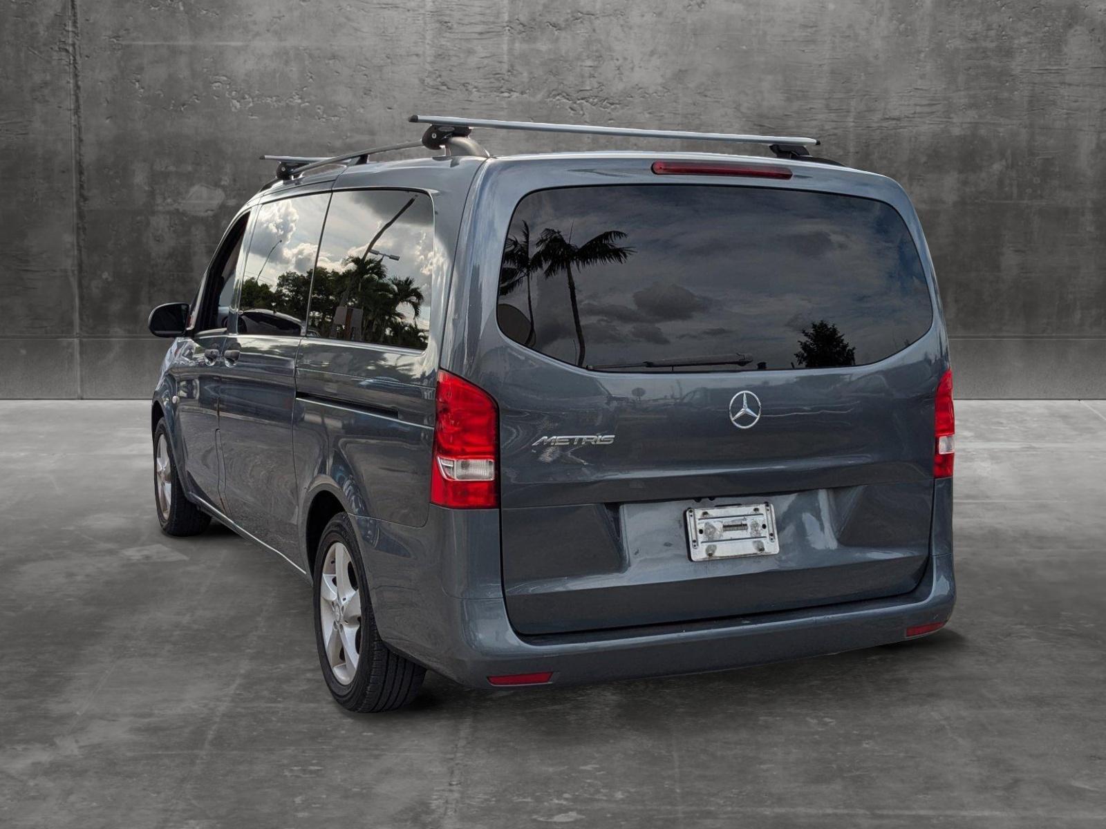 2016 Mercedes-Benz Metris Passenger Van Vehicle Photo in Miami, FL 33015