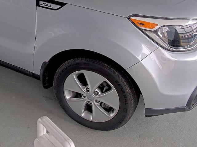 2016 Kia Soul Vehicle Photo in WENTZVILLE, MO 63385-1017