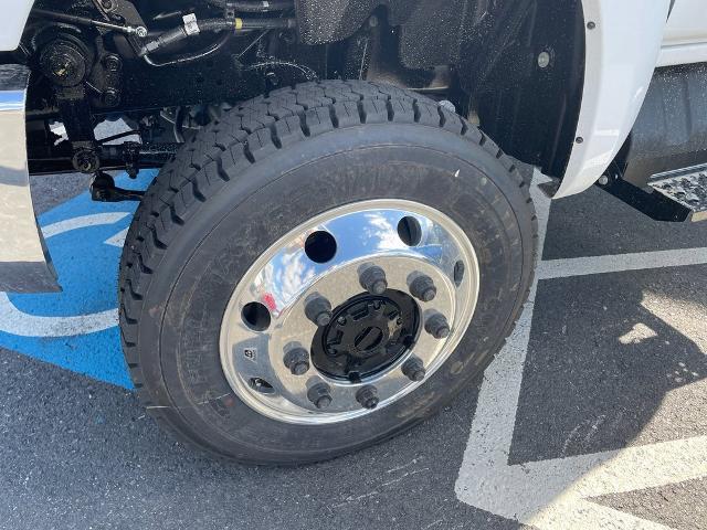 2024 Chevrolet Silverado Chassis Cab Vehicle Photo in GARDNER, MA 01440-3110