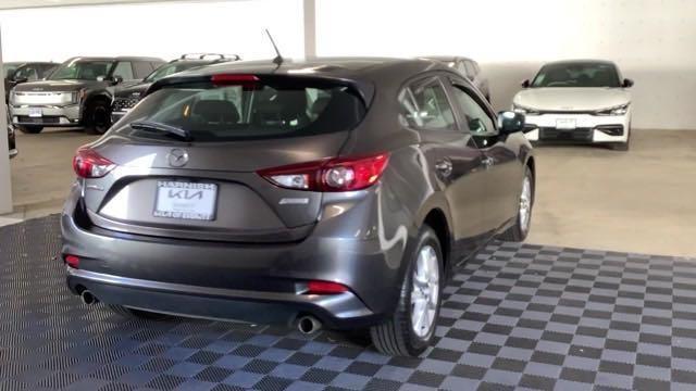 2018 Mazda Mazda3 5-Door Vehicle Photo in Everett, WA 98204