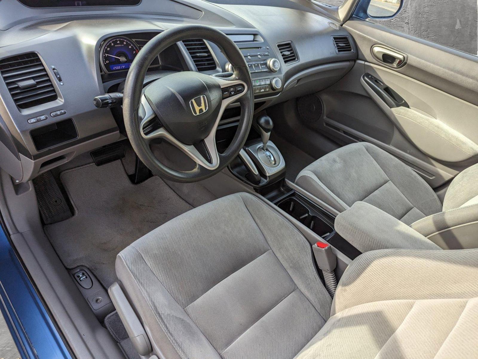 2009 Honda Civic Sedan Vehicle Photo in Spokane Valley, WA 99206