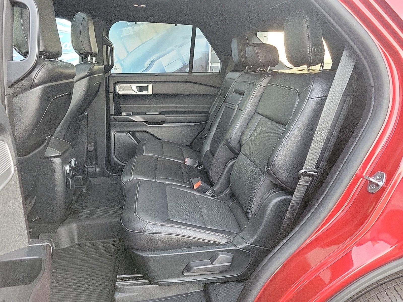 2020 Ford Explorer Vehicle Photo in Plainfield, IL 60586