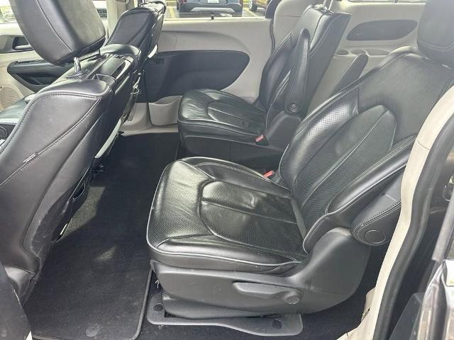 2020 Chrysler Pacifica Vehicle Photo in Canton, MI 48188