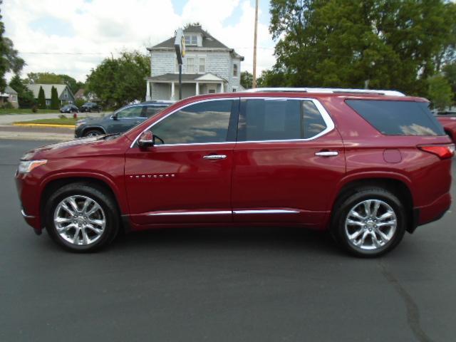 Used 2020 Chevrolet Traverse High Country with VIN 1GNEVNKW2LJ285585 for sale in Shelbyville, IL