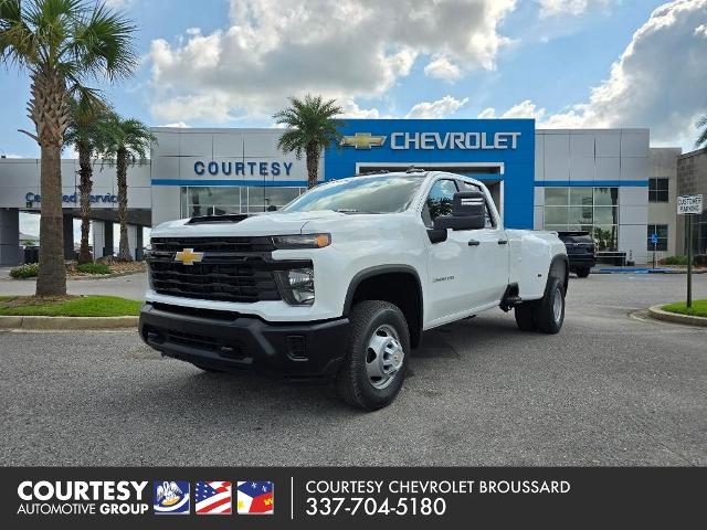 2025 Chevrolet Silverado 3500 HD Vehicle Photo in BROUSSARD, LA 70518-0000