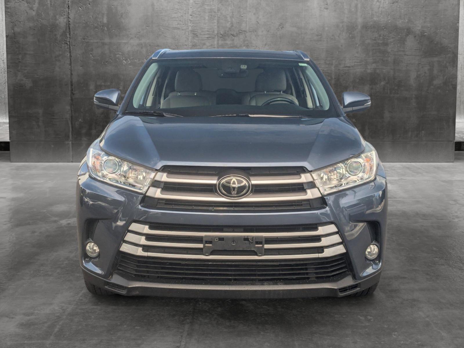 2019 Toyota Highlander Vehicle Photo in Cockeysville, MD 21030-2508