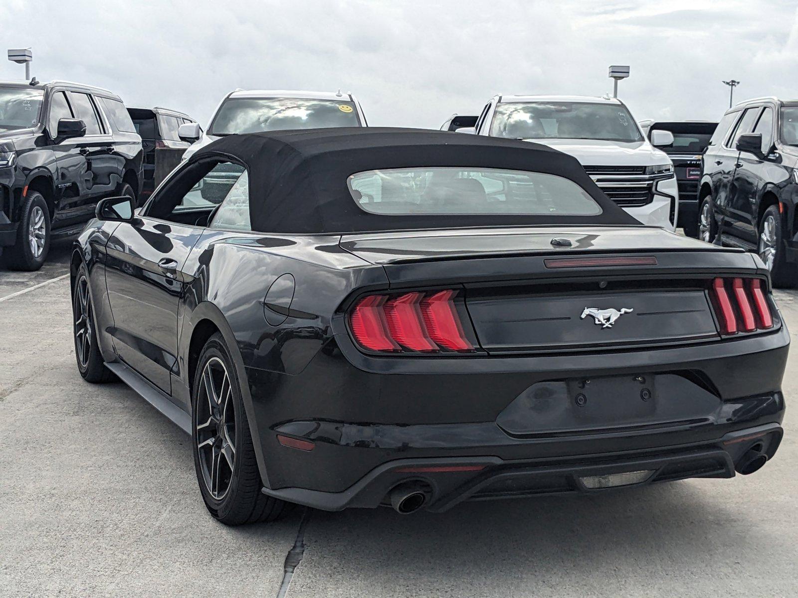 2022 Ford Mustang Vehicle Photo in MIAMI, FL 33172-3015