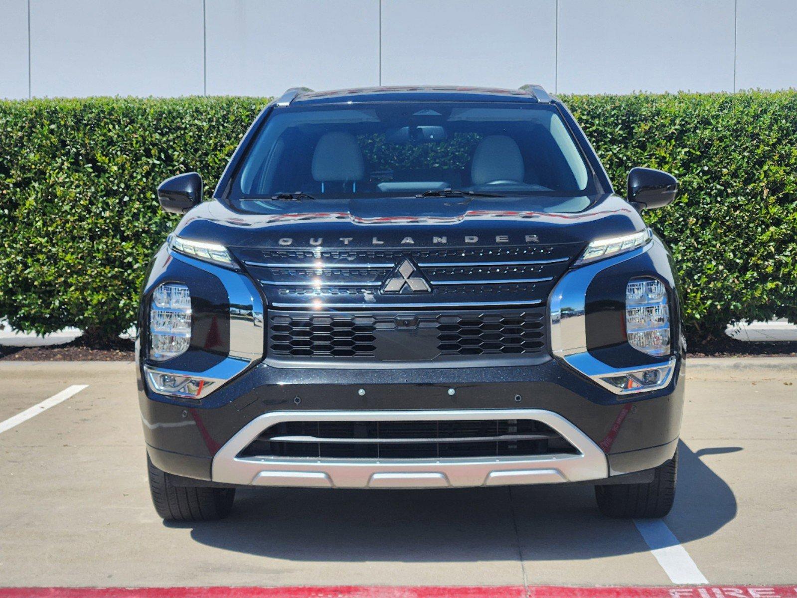 2022 Mitsubishi Outlander Vehicle Photo in MCKINNEY, TX 75070