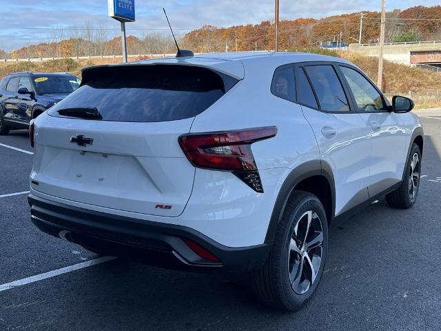 2025 Chevrolet Trax Vehicle Photo in GARDNER, MA 01440-3110