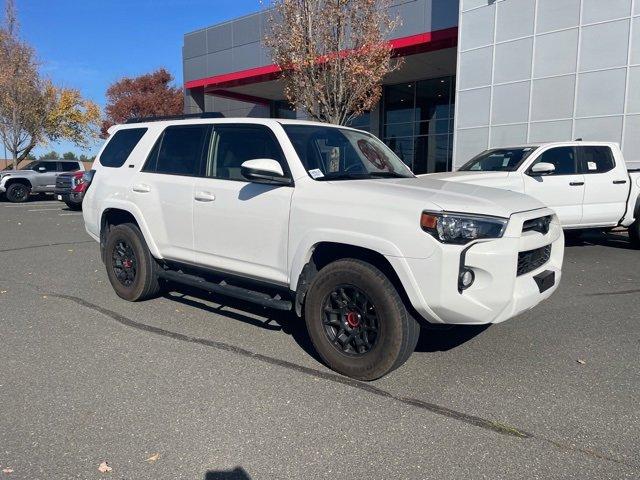 2020 Toyota 4Runner Vehicle Photo in Flemington, NJ 08822