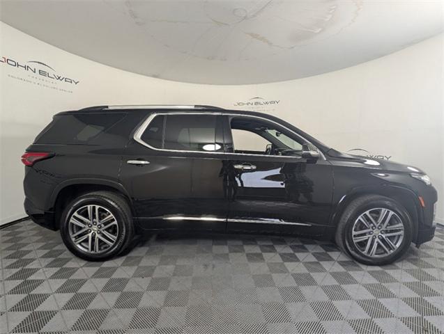 2022 Chevrolet Traverse Vehicle Photo in ENGLEWOOD, CO 80113-6708