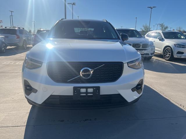 2024 Volvo XC40 Vehicle Photo in Grapevine, TX 76051