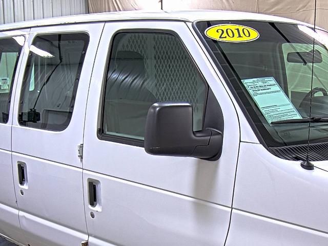 2010 Ford Econoline Cargo Van Vehicle Photo in HANNIBAL, MO 63401-5401