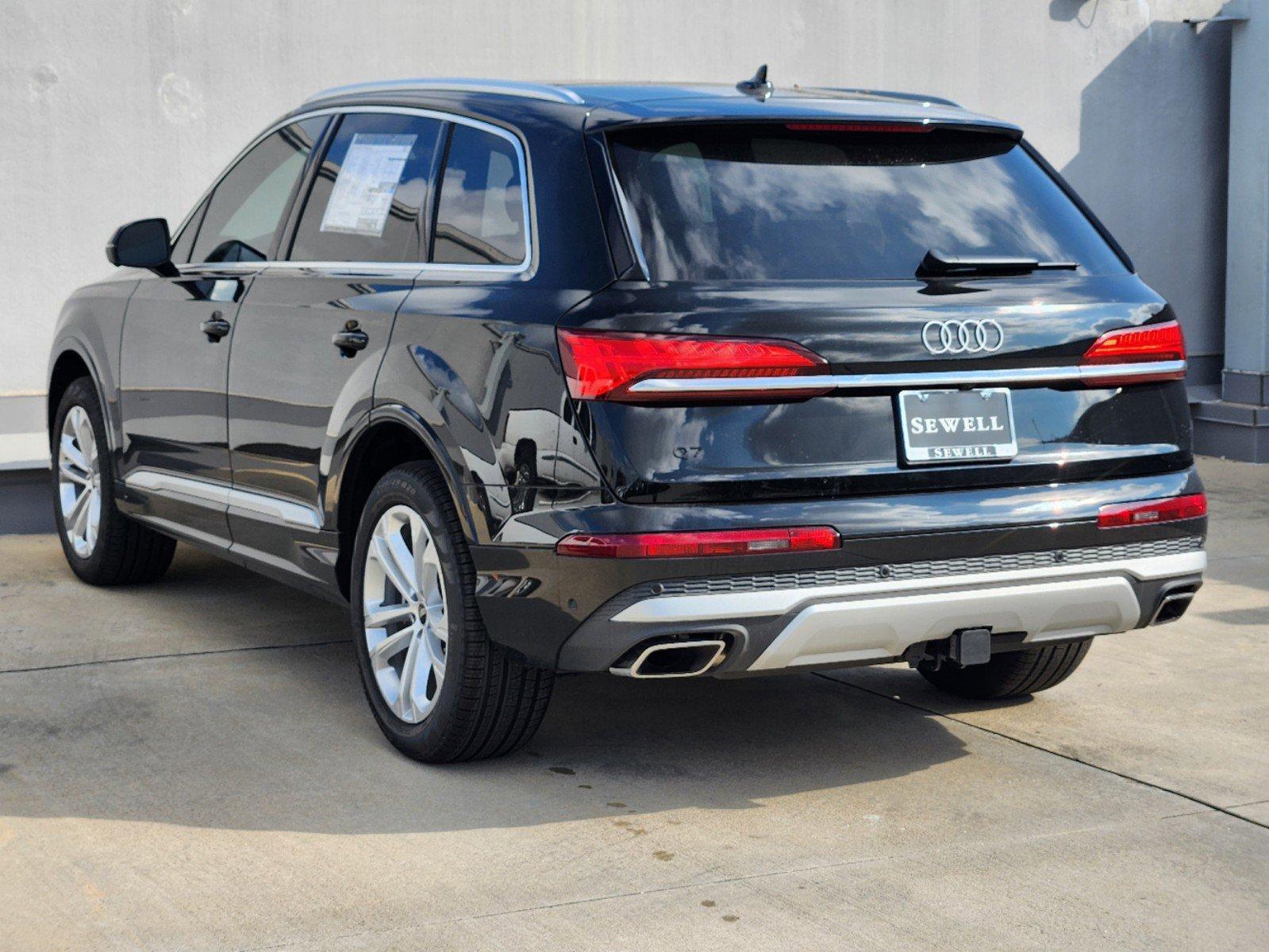 2025 Audi Q7 Vehicle Photo in SUGAR LAND, TX 77478