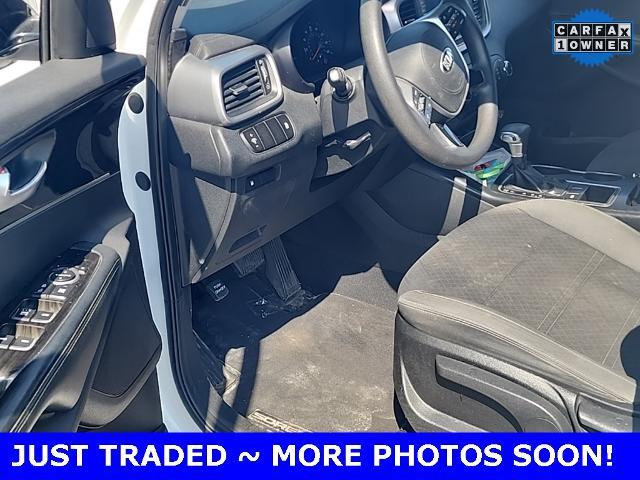 2019 Kia Sorento Vehicle Photo in Plainfield, IL 60586