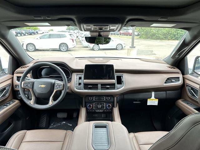 2024 Chevrolet Suburban Vehicle Photo in GREELEY, CO 80634-4125