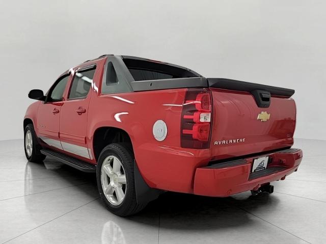 2010 Chevrolet Avalanche Vehicle Photo in APPLETON, WI 54914-8833