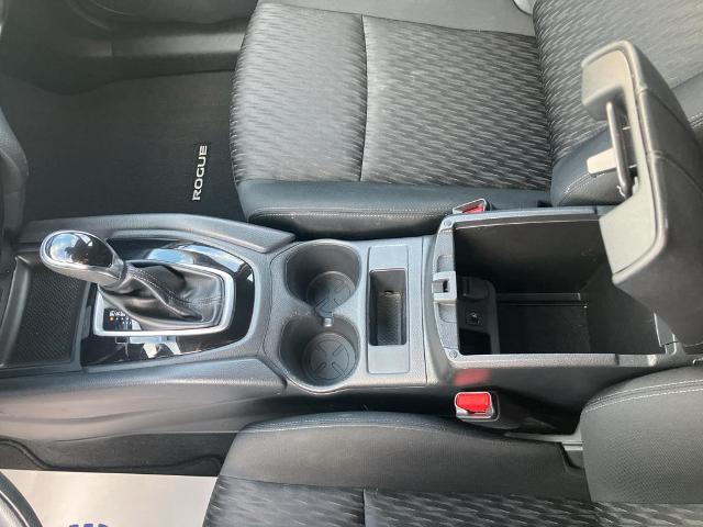 2019 Nissan Rogue Vehicle Photo in Canton, MI 48188